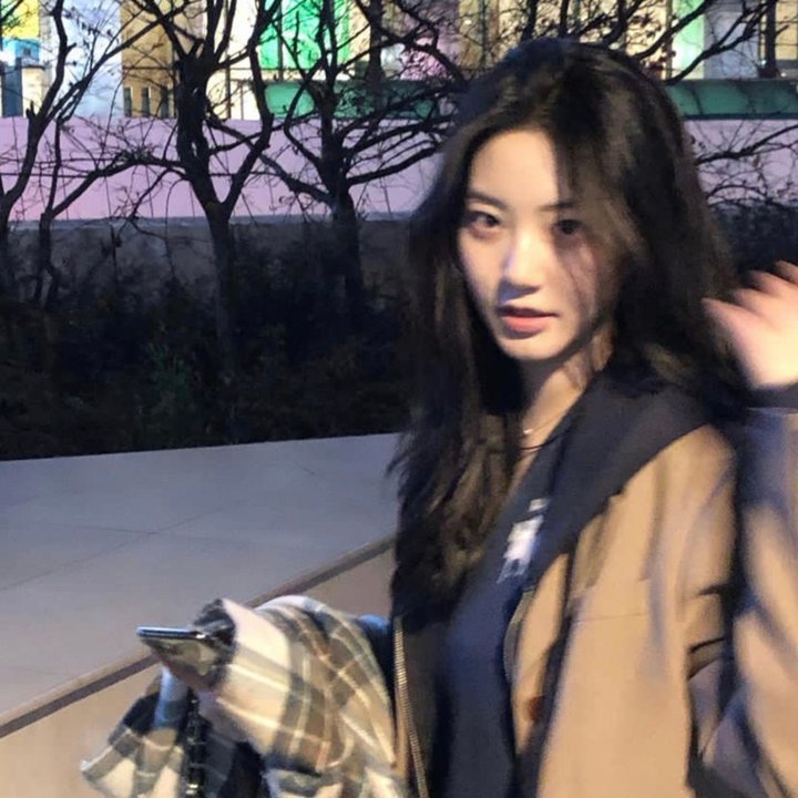 春光乍现 在线观看封面